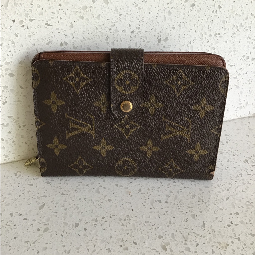 Authentic Louis Vuitton Porte Papier Wallet